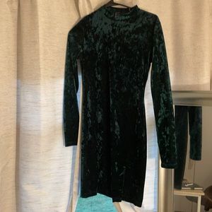 Velour long sleeve green dress